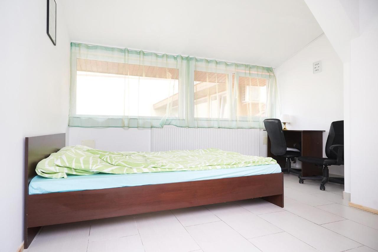 Zen House Hostel Timisoara Bagian luar foto