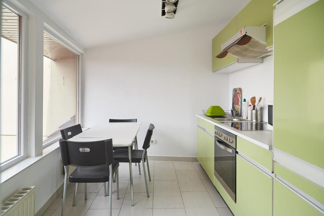 Zen House Hostel Timisoara Bagian luar foto